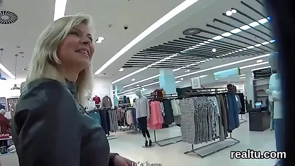 تازہ Charming czech girl is seduced in the shopping centre and banged in pov ٹاپ ٹیوب