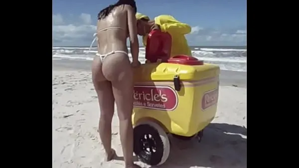 Nuovo Fiestacasaldf: moglie di micro bikini che compra Popsicle tubo superiore