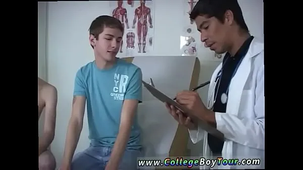 Novo Galo pegando vídeo médico gay Keith tirou a camisa, e tubo superior