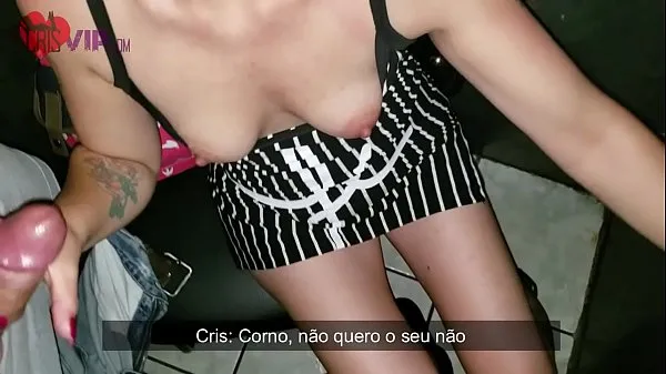 Yeni Cristina Almeida no Gloryhole 5 filme 1 com seu marido, levando rola sem camisinha na buceta, o macho aproveita e arromba o seu cuzinho e finaliza enchendo sua boca de porra, o corno é xingado por ela enquanto filmaen iyi Tüp