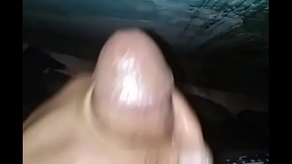 Tubo superior Un papi de fuego quiere un coño para apagar fresco
