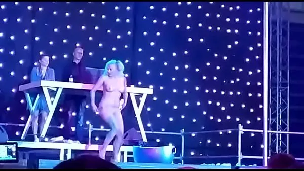 Frisse Golden Diamond strip show Erotic Festival 2019 bovenbuis