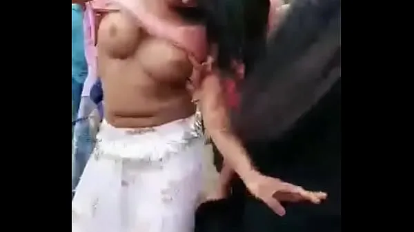 Ống mới HOT INDIAN STREET DANCE AND BOOBS EXPOSING hàng đầu