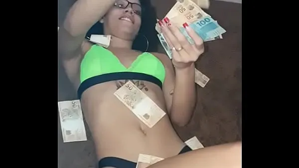 Fresh Hot teen from Rio de Janeiro showing off her money for Jr Doidera's birthday party top Tube