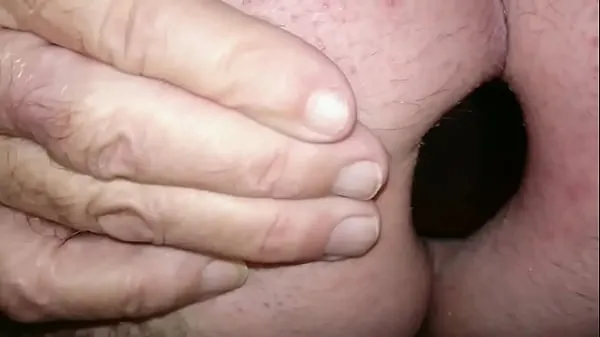 تازہ Huge Wide Glass Bottle Inside my Shaved Stretched Ass up Close while Jerking Off ٹاپ ٹیوب