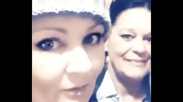 Čerstvá Real Life step Mother and Daughter Pawgs Threesome horní trubka