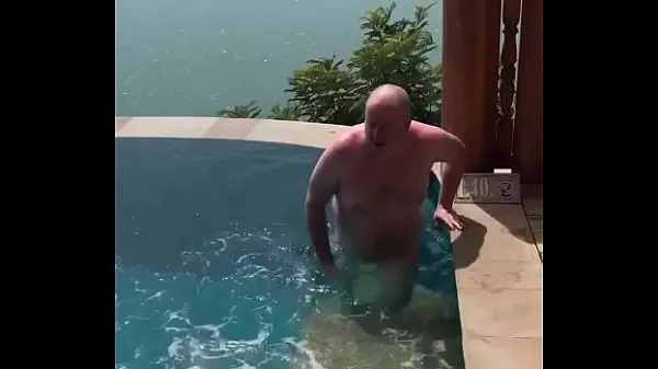 Čerstvá Infinity Pool Rise horná trubica