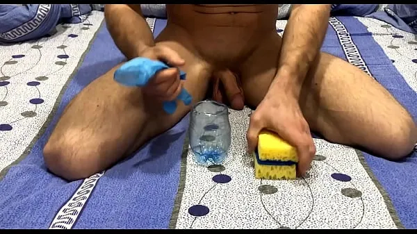 Frisse How to make a homemade male sex toy for penis masturbation bovenbuis