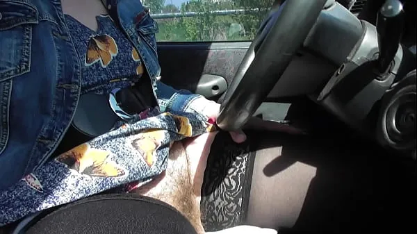 Čerstvá chubby hairy wife driver horní trubka