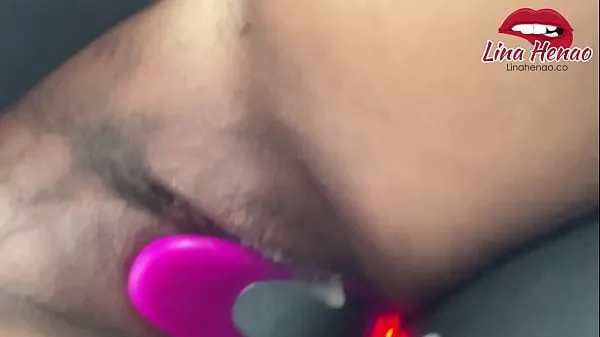 Fresh Exhibitionism - I want to masturbate so I do it on my motorbike while everyone passing by sees me and I get so excited that I squirt top Tube
