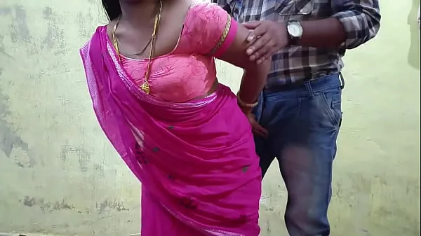 Świeża Sister-in-law looks amazing wearing pink saree, today I will not leave sister-in-law, I will keep her pussy torn górna rura