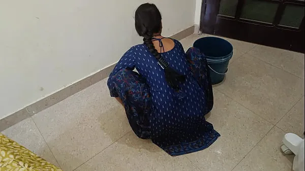 Tubo superior La linda hermanastra de la aldea india desi fue la primera vez que follaba duro y doloroso con su hermanastro en el cuarto de baño en un audio hindi claro fresco