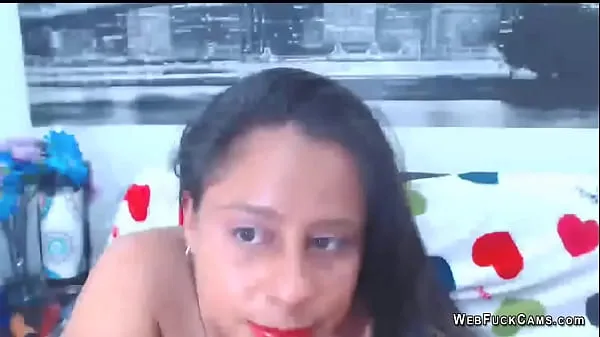 تازہ Big tits Latina in thong masturbates on webcam ٹاپ ٹیوب