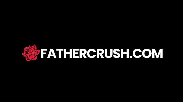 Nouveau Emily Willis promet à son beau-père de chevaucher et de baiser toute la nuit - FatherCrushtop Tube