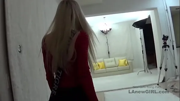 Φρέσκο ​​Beautiful Blonde Teen, responds to casting call & gets fucked top Tube