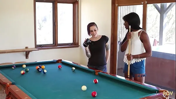 Yeni Pool game for these two lesbians meant more than just pussy lickingen iyi Tüp